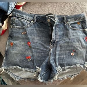Denim shorts w floral design size 14